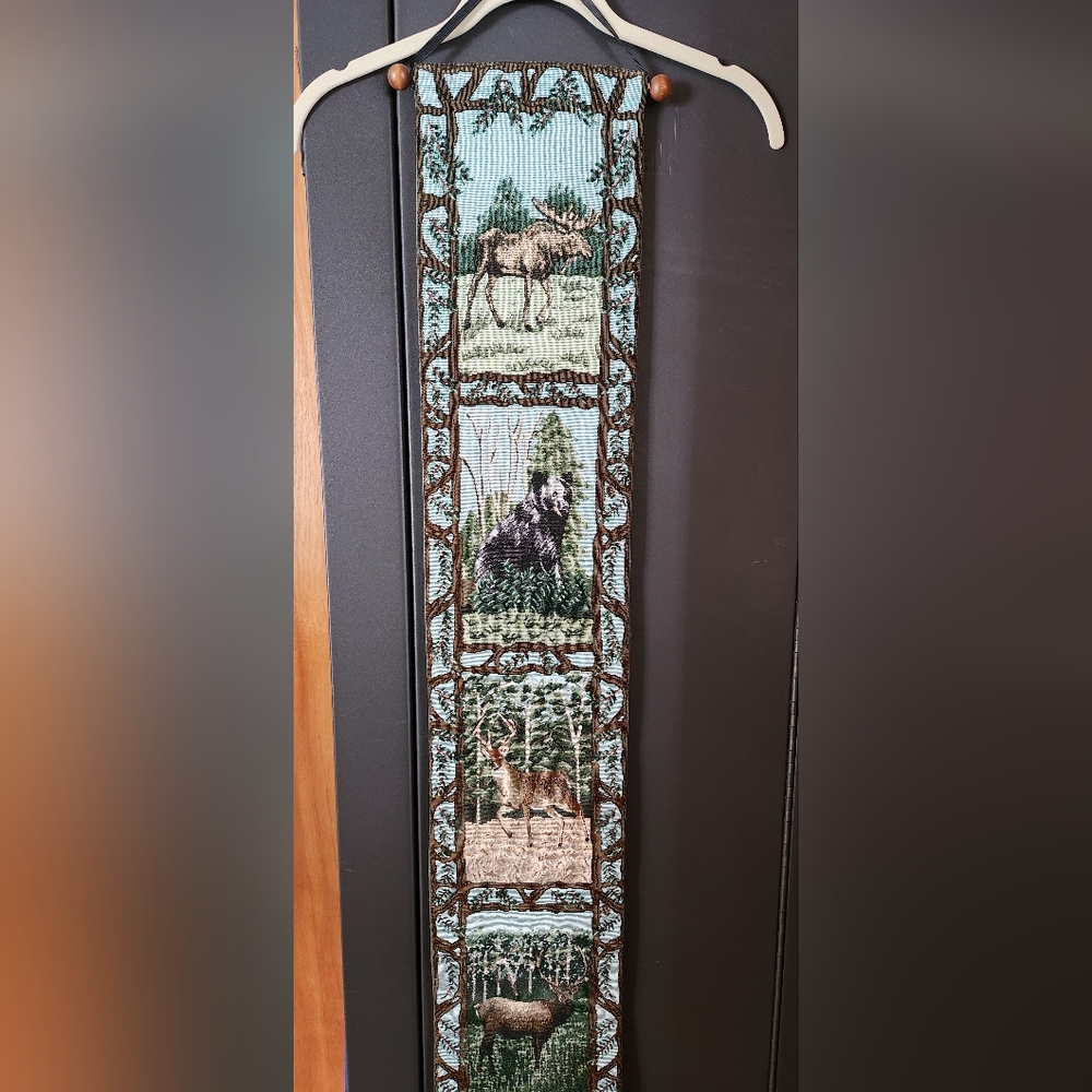 Nature-Themed Tapestry Wall Hanging